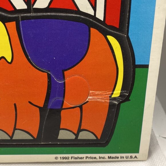 Fisher-Price Farm Animals Barn Frame Tray Puzzle 12 Pieces Preschool 1992 USA - Picture 3 of 6
